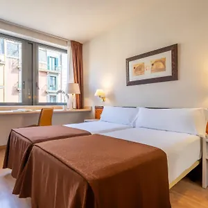 *** Otel Glories İspanya