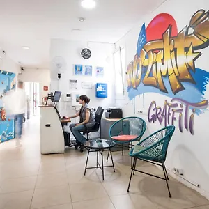 Хостел No Limit Graffiti